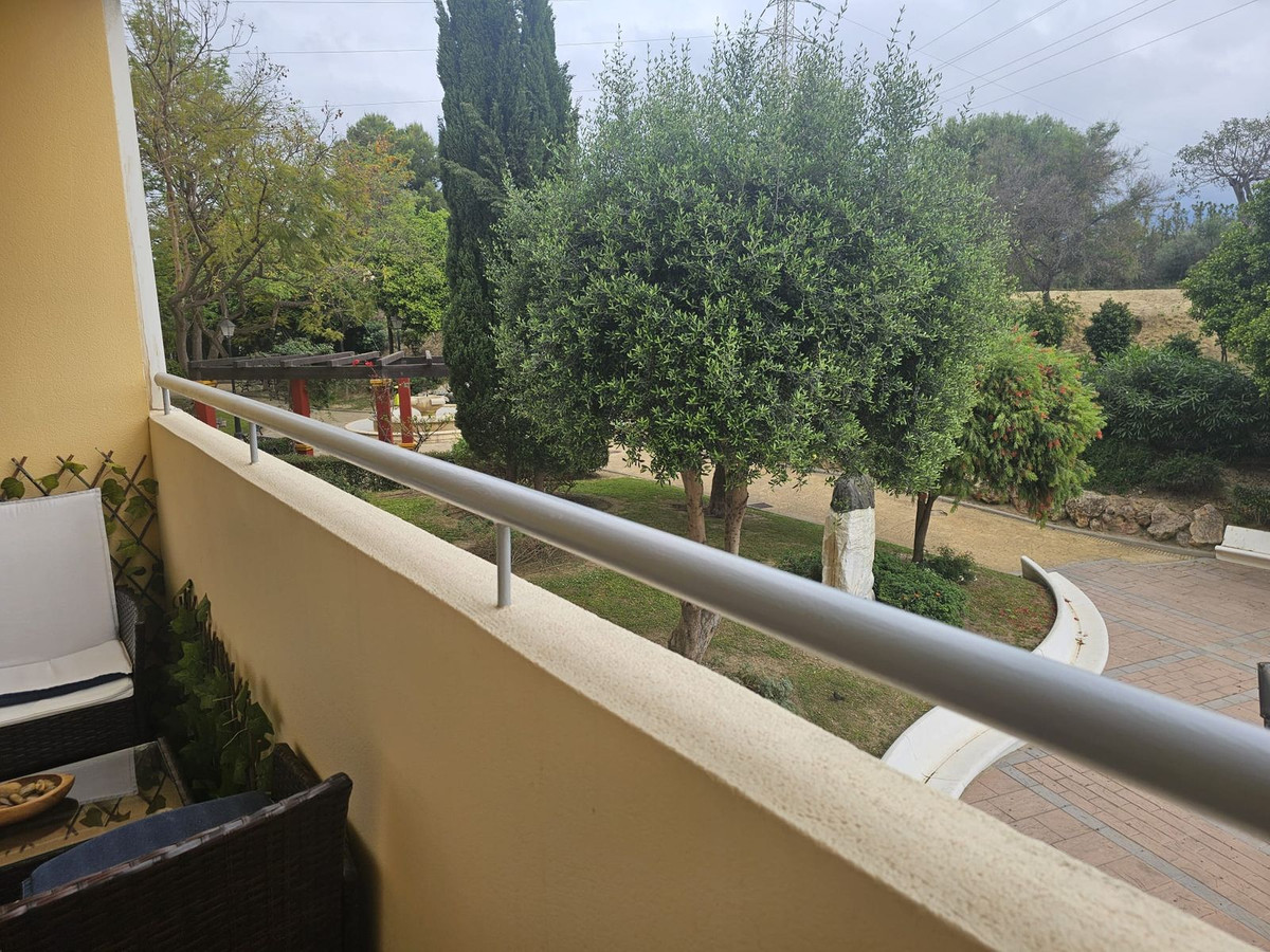3 Bed Apartment for sale in Fuengirola Costa Del Sol, Málaga, Spain