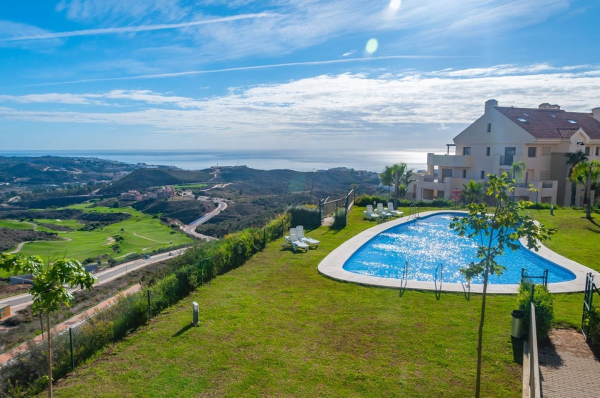 2 Bed Apartment for sale in La Cala De Mijas Costa Del Sol, Málaga, Spain