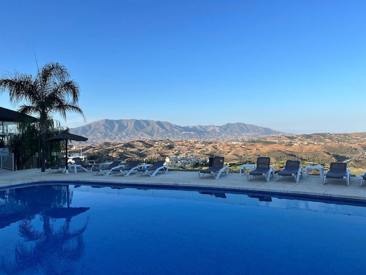 2 Bed Apartment for sale in La Cala De Mijas Costa Del Sol, Málaga, Spain