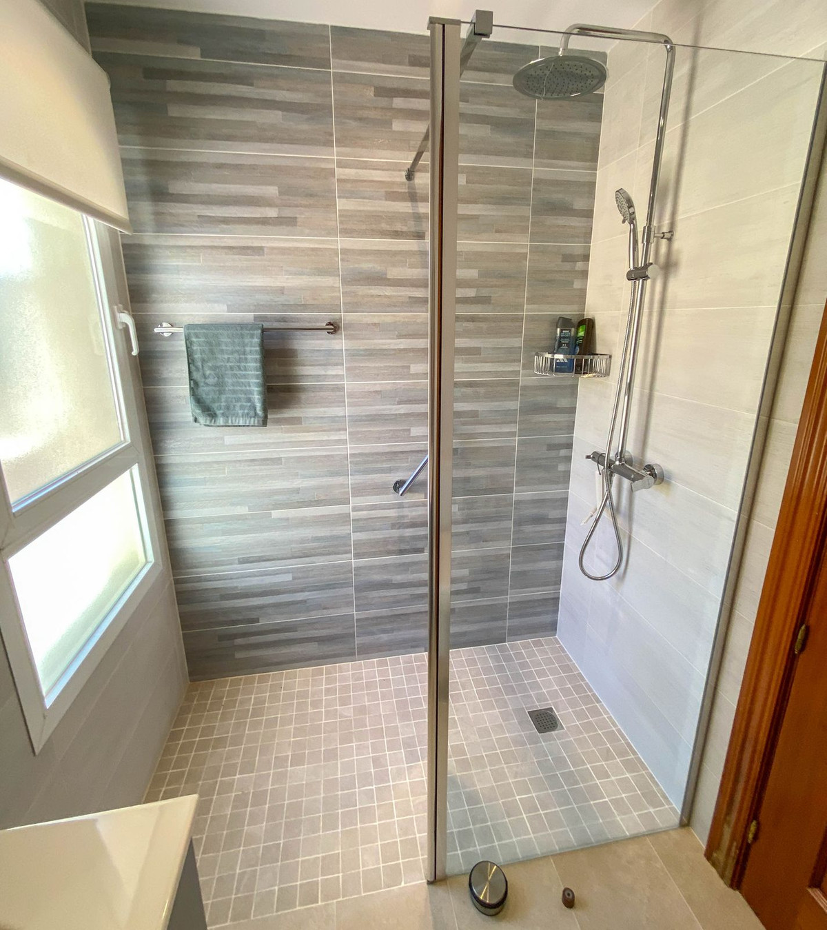 3 Bed Apartment for sale in El Chaparral Costa Del Sol, Málaga, Spain