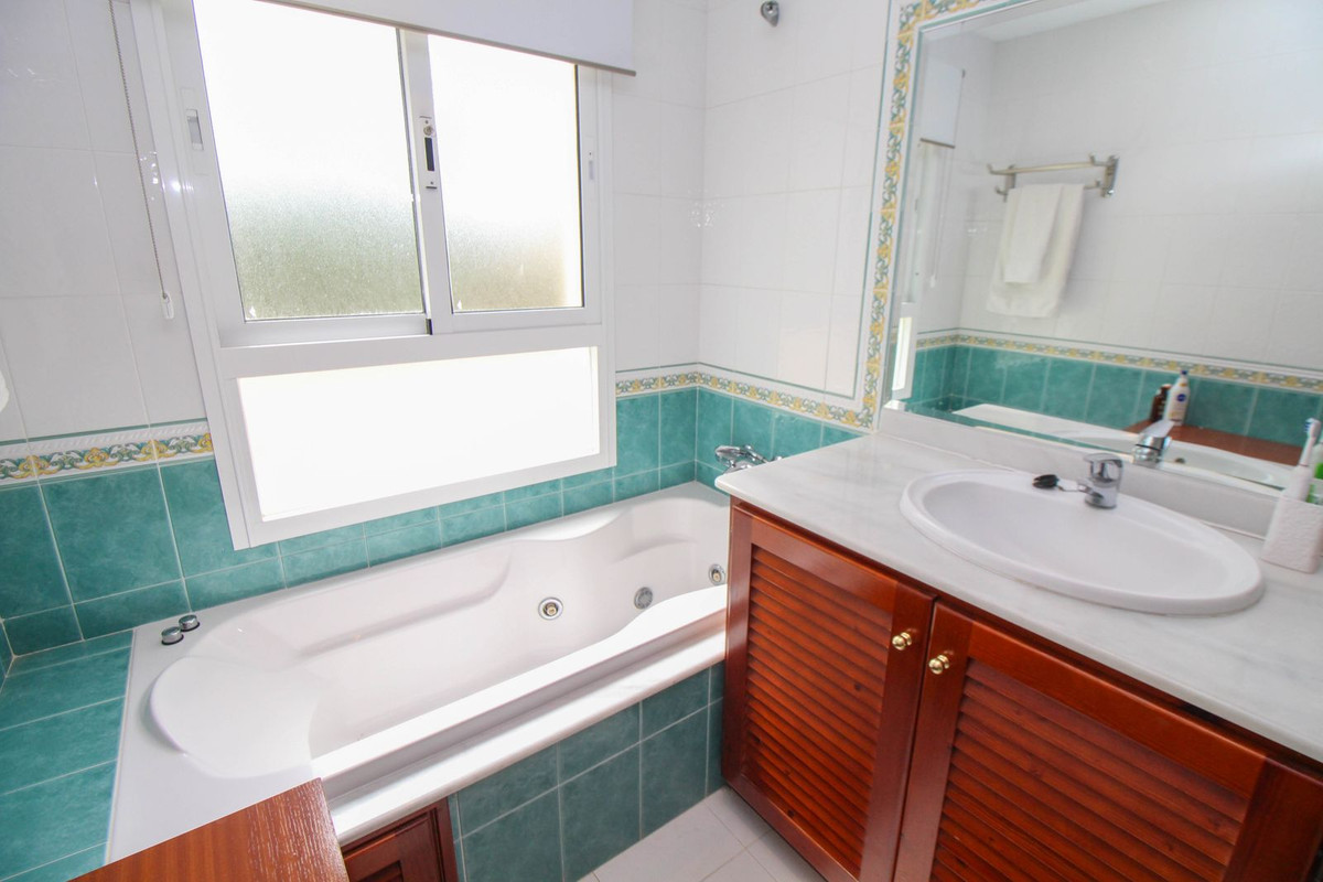 3 Bed Apartment for sale in El Chaparral Costa Del Sol, Málaga, Spain