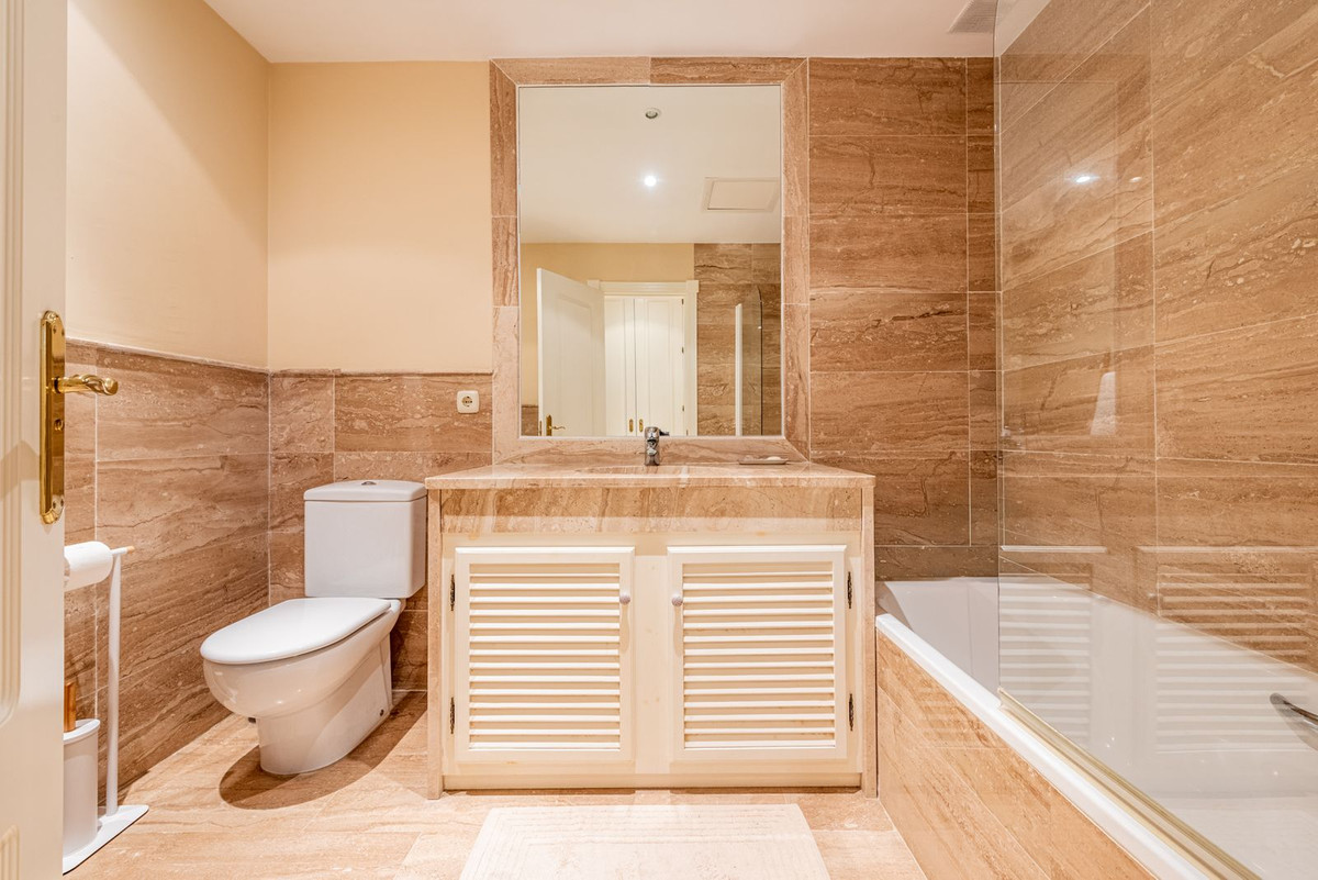 2 Bed Apartment for sale in Guadalmina Baja Costa Del Sol, Málaga, Spain