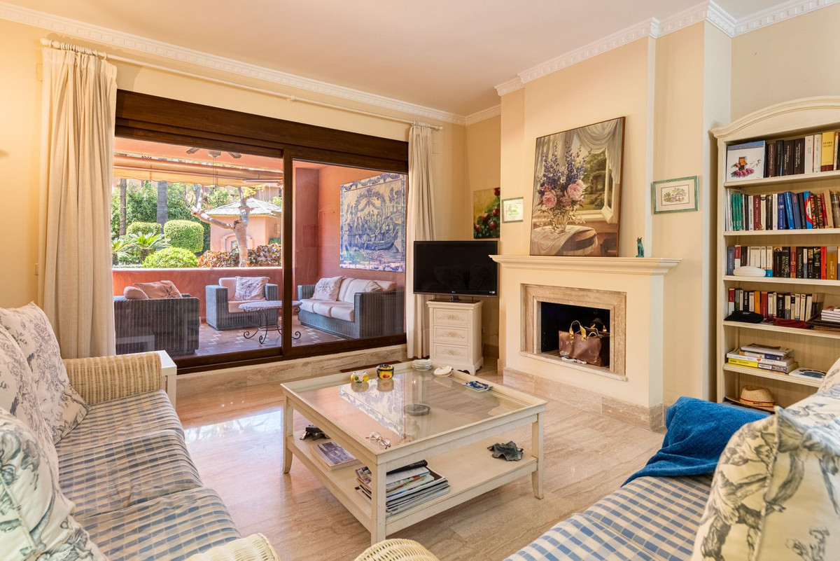 2 Bed Apartment for sale in Guadalmina Baja Costa Del Sol, Málaga, Spain