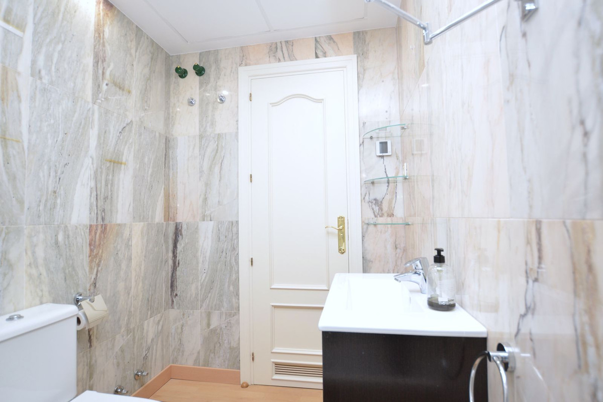 3 Bed Apartment for sale in Marbella Costa Del Sol, Málaga, Spain