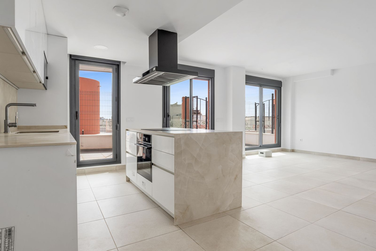 Se vende Apartamento Planta Baja de 3 dormitorios en Costa Del Sol, Málaga, España