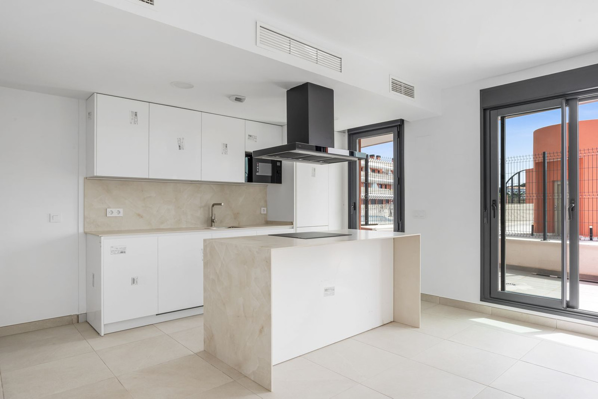 Se vende Apartamento Planta Baja de 3 dormitorios en Costa Del Sol, Málaga, España