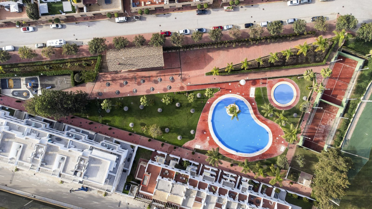 4 Bed Apartment for sale in La Cala De Mijas Costa Del Sol, Málaga, Spain