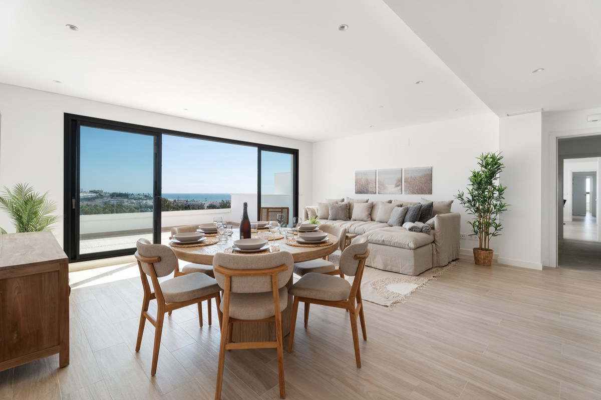 4 Bed Apartment for sale in La Cala De Mijas Costa Del Sol, Málaga, Spain