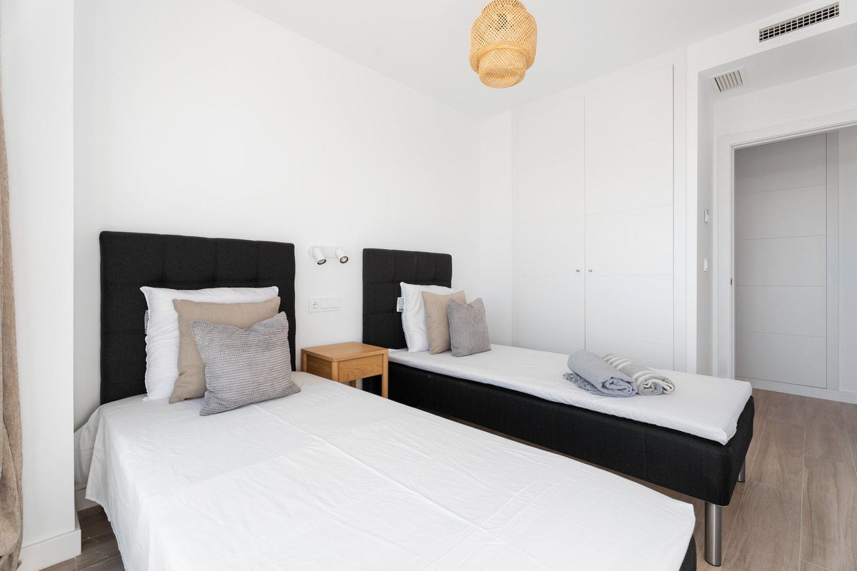 4 Bed Apartment for sale in La Cala De Mijas Costa Del Sol, Málaga, Spain