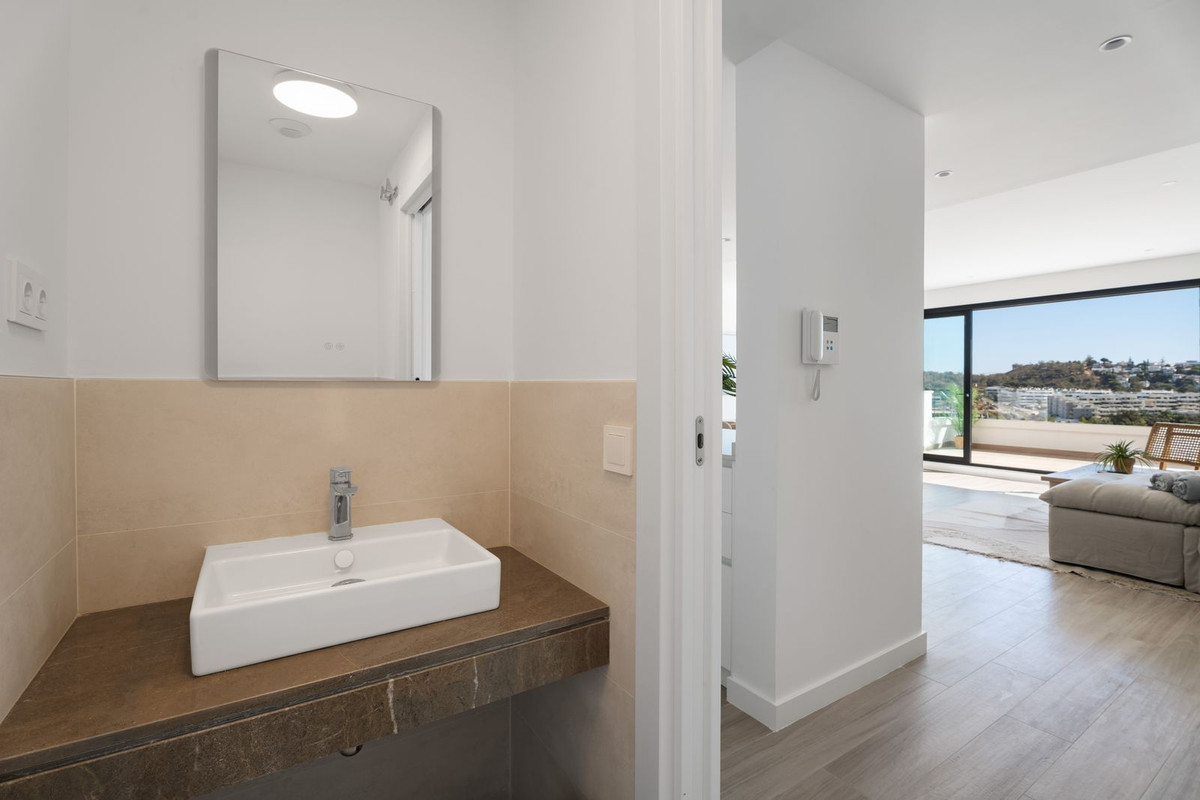 4 Bed Apartment for sale in La Cala De Mijas Costa Del Sol, Málaga, Spain