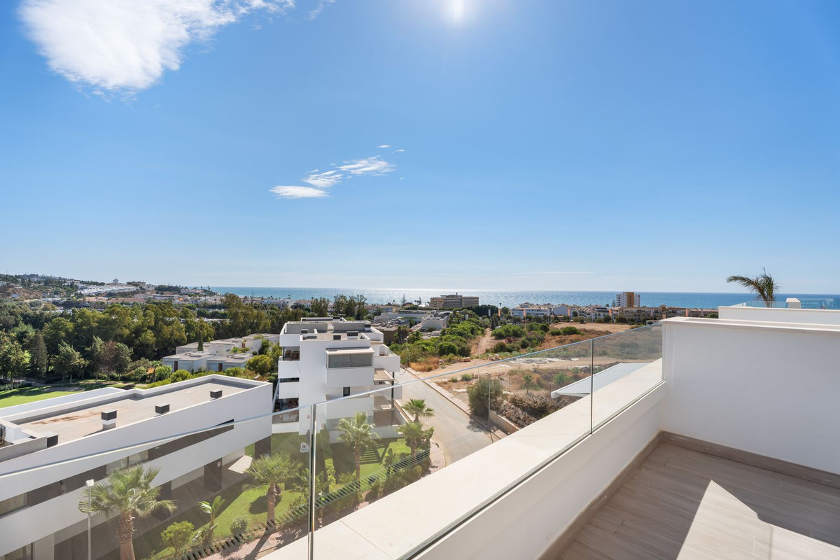 4 Bed Apartment for sale in La Cala De Mijas Costa Del Sol, Málaga, Spain