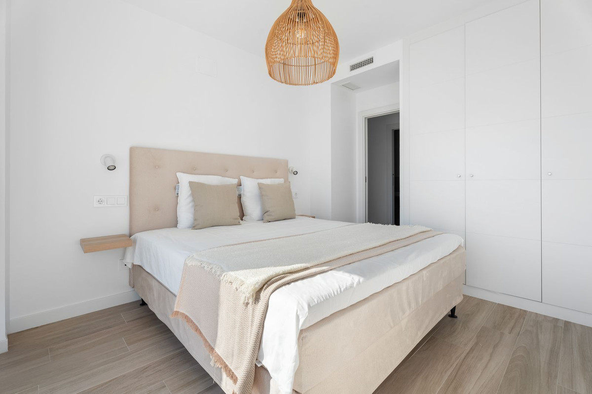 4 Bed Apartment for sale in La Cala De Mijas Costa Del Sol, Málaga, Spain