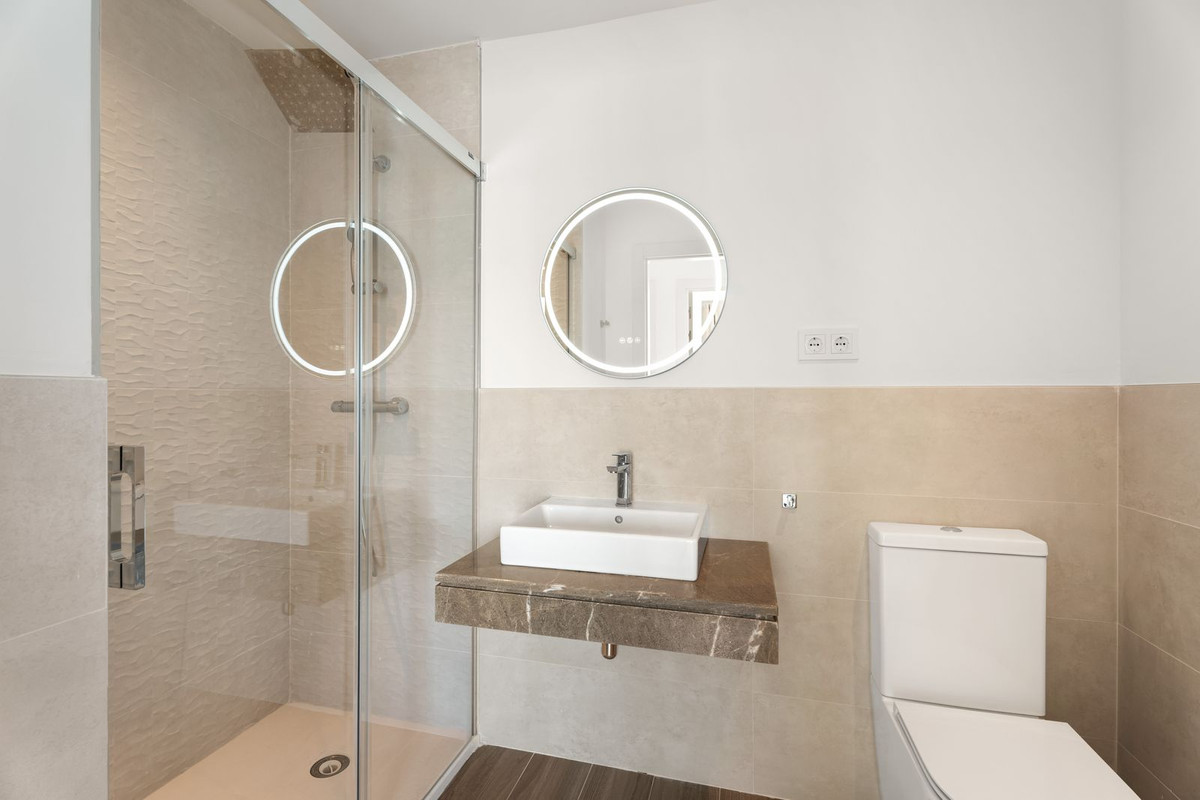 4 Bed Apartment for sale in La Cala De Mijas Costa Del Sol, Málaga, Spain