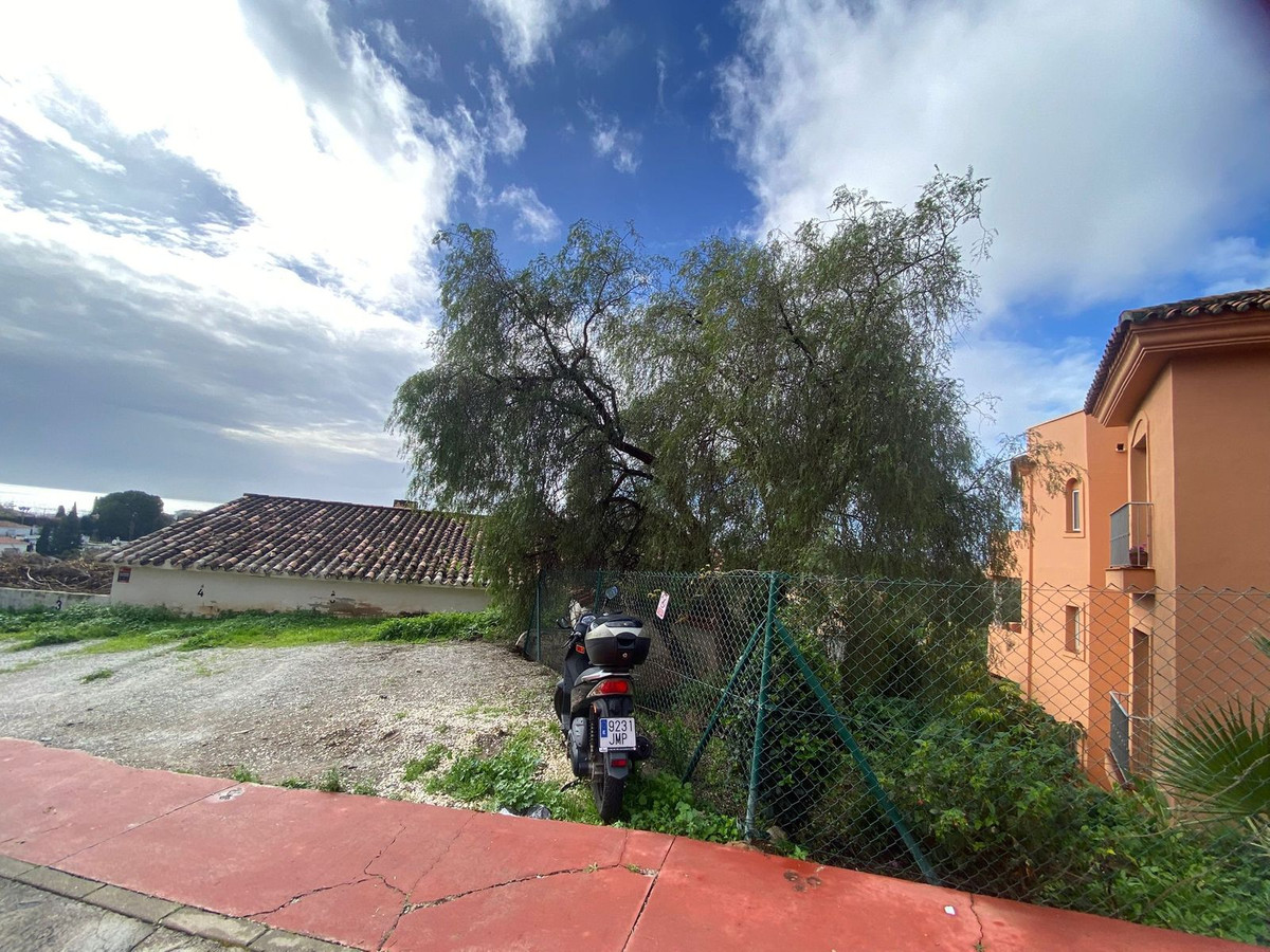 Se vende Terreno Urbano  en Costa Del Sol, Málaga, España