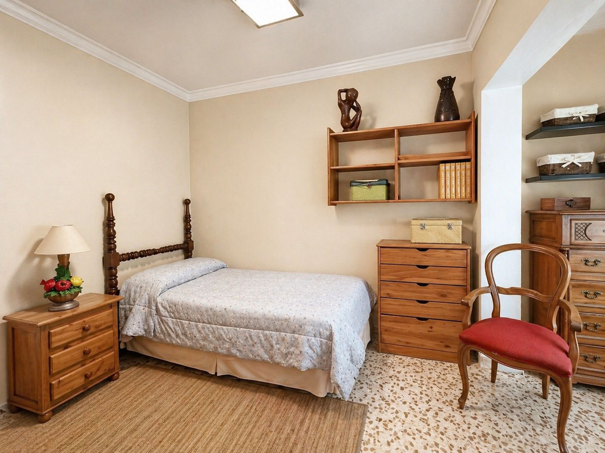 4 Bed Townhouse for sale in San Pedro De Alcántara Costa Del Sol, Málaga, Spain