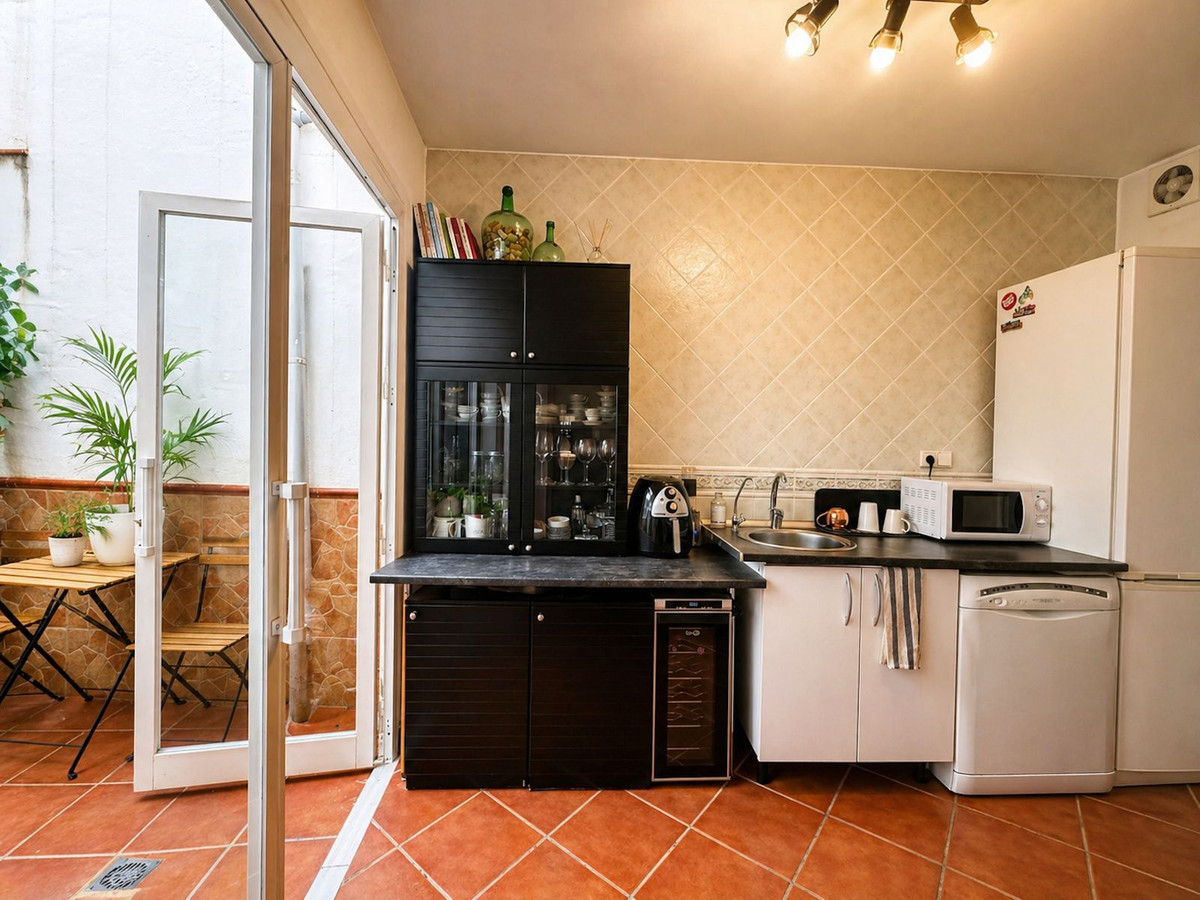 4 Bed Townhouse for sale in San Pedro De Alcántara Costa Del Sol, Málaga, Spain