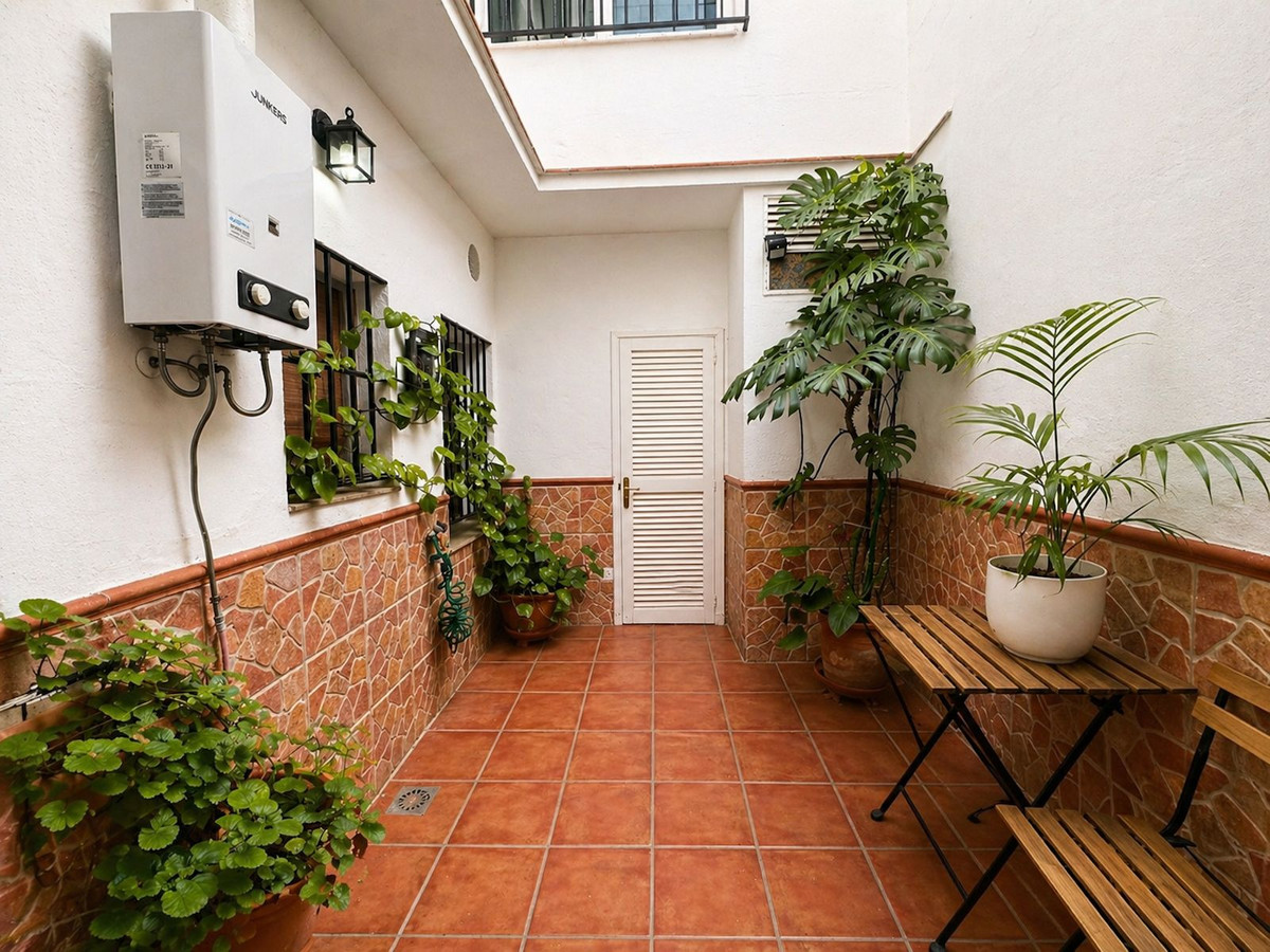 4 Bed Townhouse for sale in San Pedro De Alcántara Costa Del Sol, Málaga, Spain