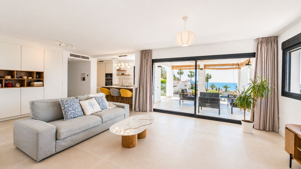 4 Bed Townhouse for sale in La Capellania Costa Del Sol, Málaga, Spain
