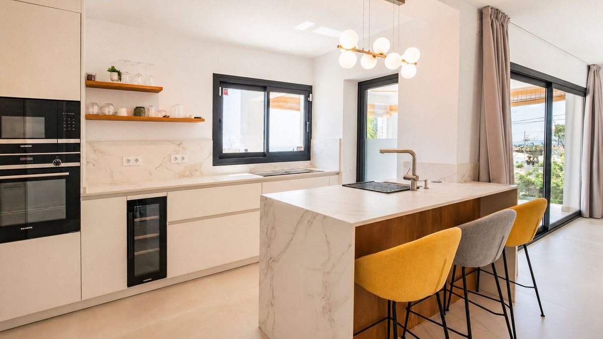 4 Bed Townhouse for sale in La Capellania Costa Del Sol, Málaga, Spain