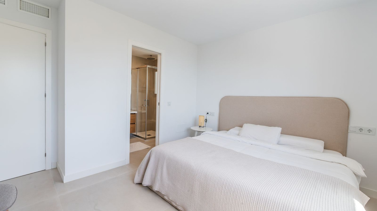 4 Bed Townhouse for sale in La Capellania Costa Del Sol, Málaga, Spain