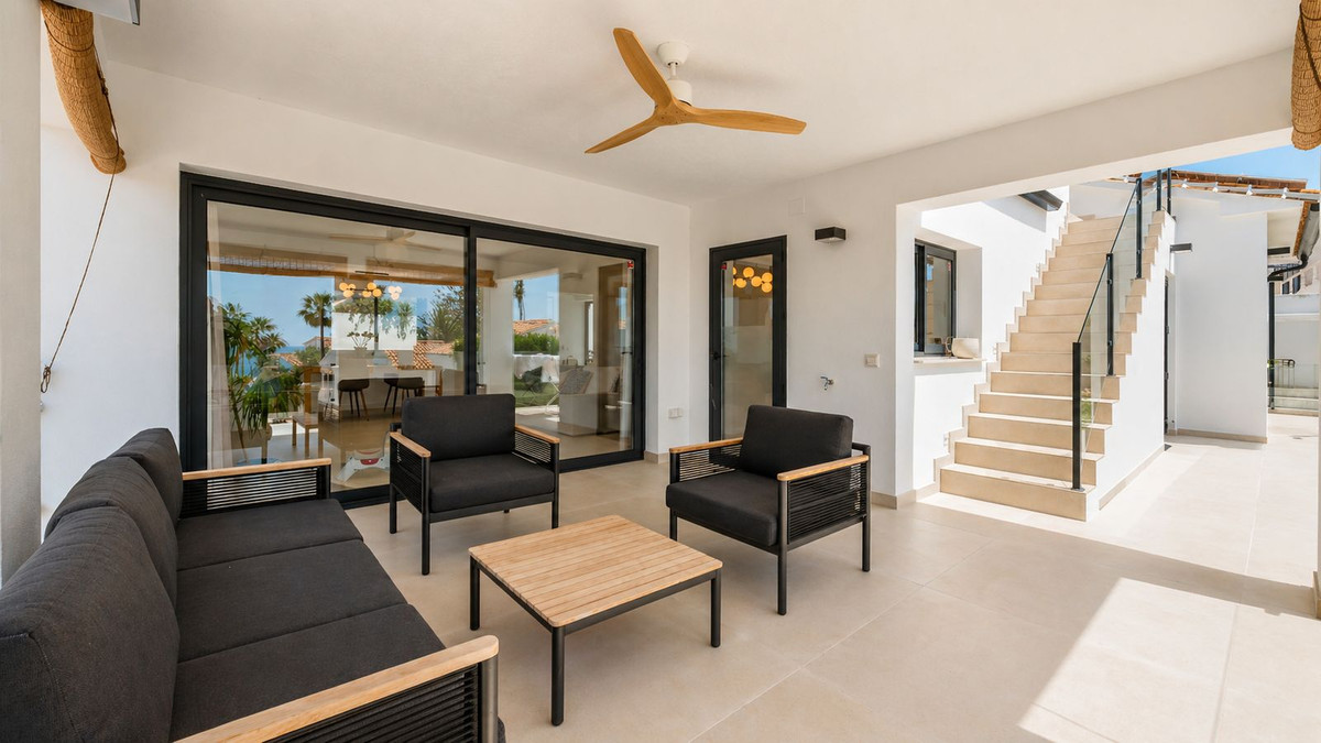 4 Bed Townhouse for sale in La Capellania Costa Del Sol, Málaga, Spain