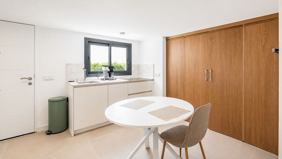 4 Bed Townhouse for sale in La Capellania Costa Del Sol, Málaga, Spain