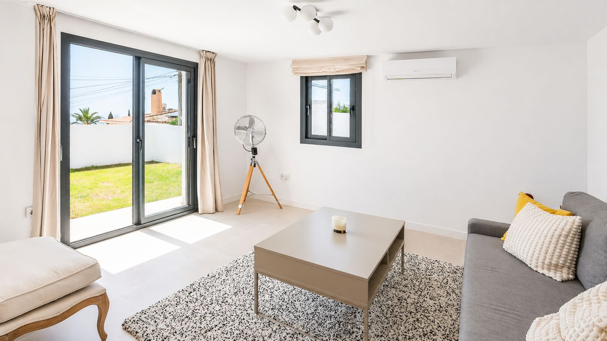 4 Bed Townhouse for sale in La Capellania Costa Del Sol, Málaga, Spain