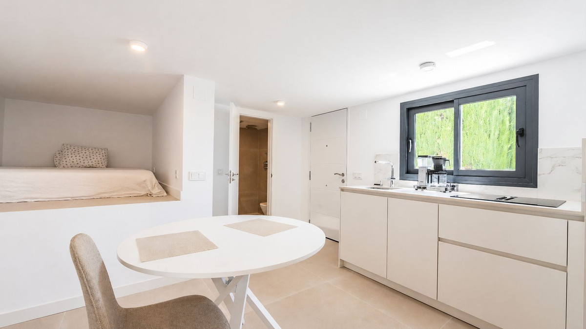 4 Bed Townhouse for sale in La Capellania Costa Del Sol, Málaga, Spain