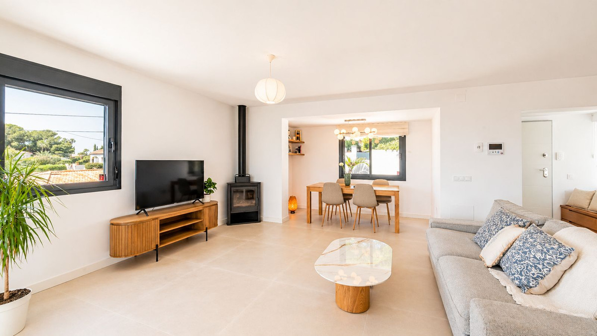 4 Bed Townhouse for sale in La Capellania Costa Del Sol, Málaga, Spain