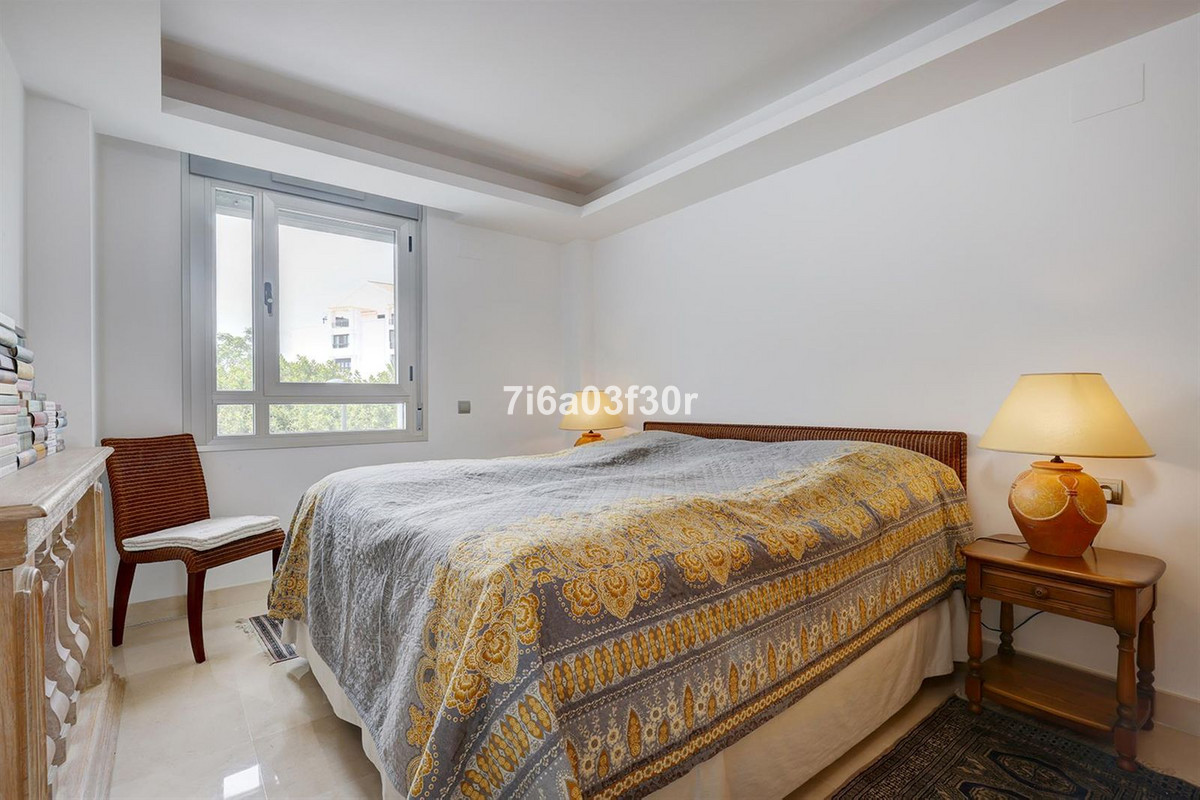 3 Bed Apartment for sale in San Pedro De Alcántara Costa Del Sol, Málaga, Spain