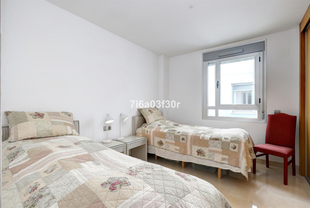 3 Bed Apartment for sale in San Pedro De Alcántara Costa Del Sol, Málaga, Spain