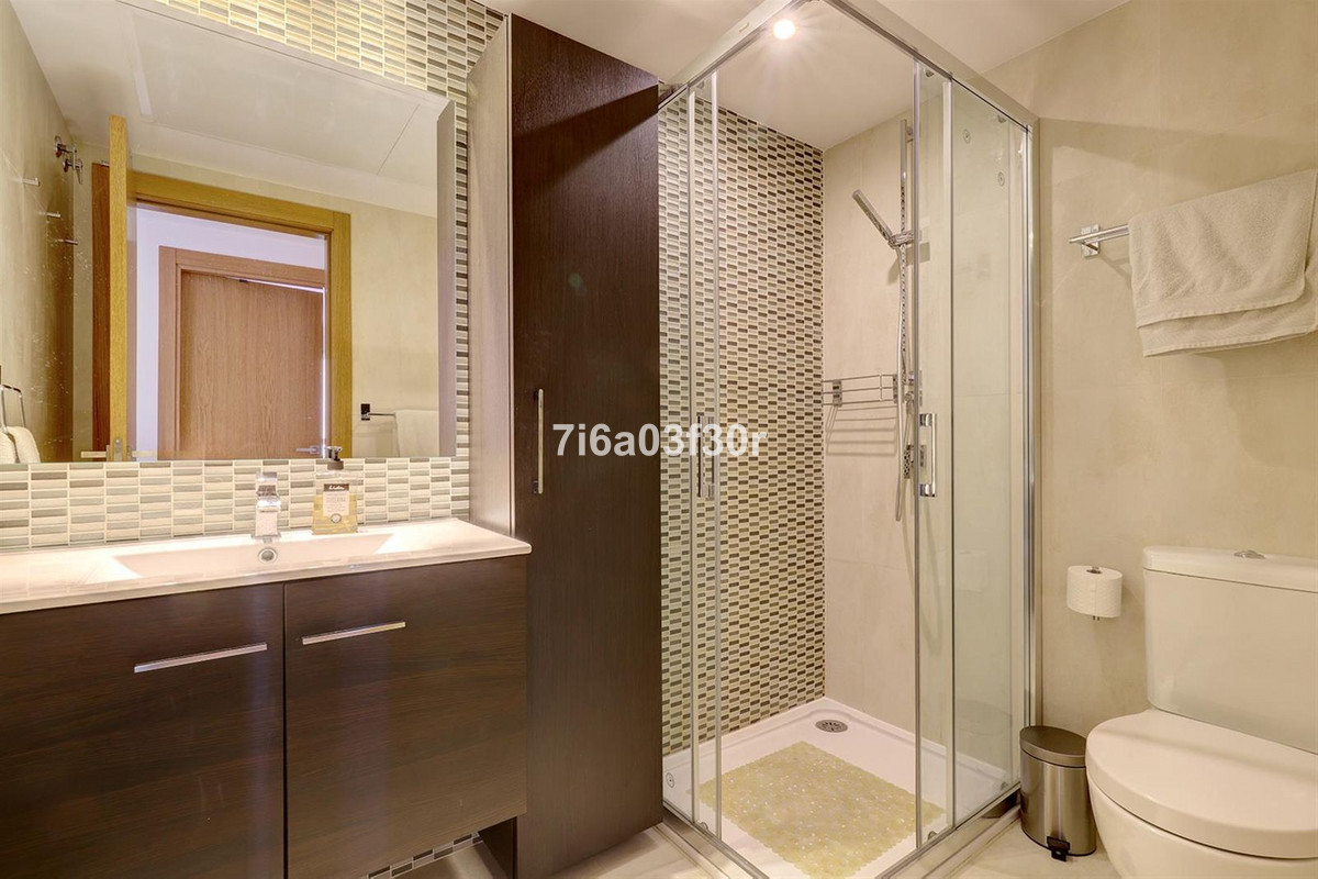 3 Bed Apartment for sale in San Pedro De Alcántara Costa Del Sol, Málaga, Spain