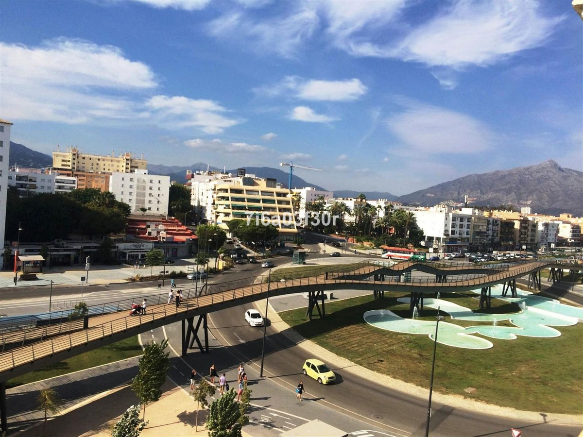 3 Bed Apartment for sale in San Pedro De Alcántara Costa Del Sol, Málaga, Spain
