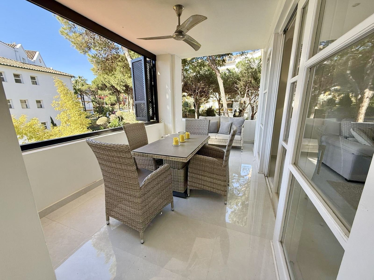 2 Bed Apartment for sale in Elviria Costa Del Sol, Málaga, Spain