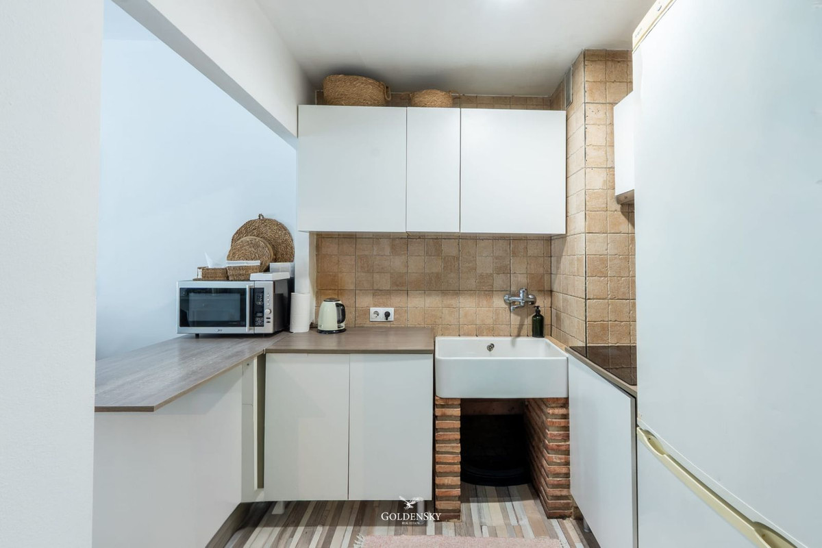Se vende Apartamento Planta Media de 2 dormitorios en Costa Del Sol, Málaga, España