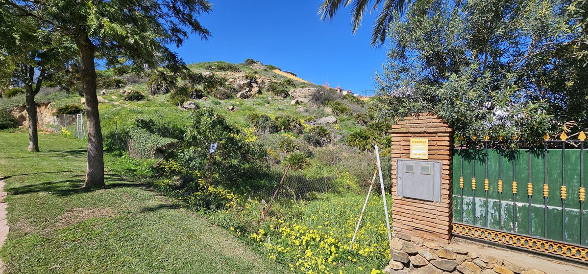Se vende Terreno Urbano  en Costa Del Sol, Málaga, España