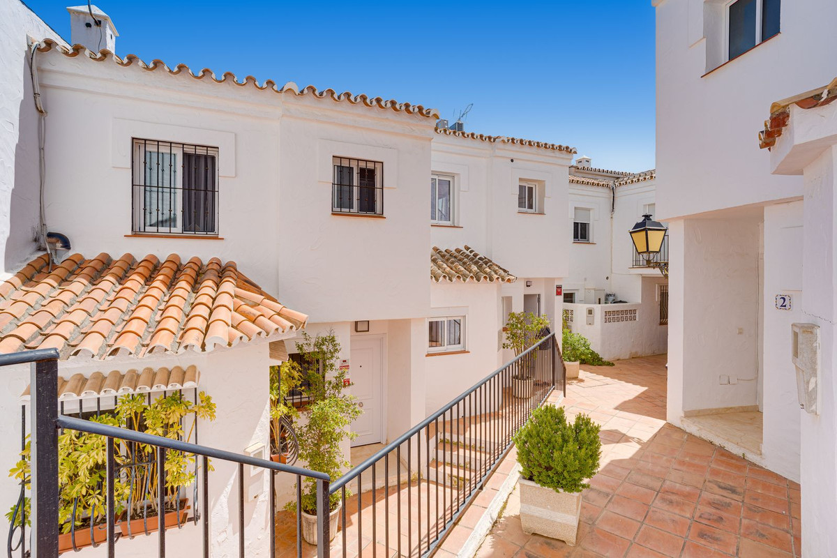4 Bed Townhouse for sale in Altos De Los Monteros Costa Del Sol, Málaga, Spain