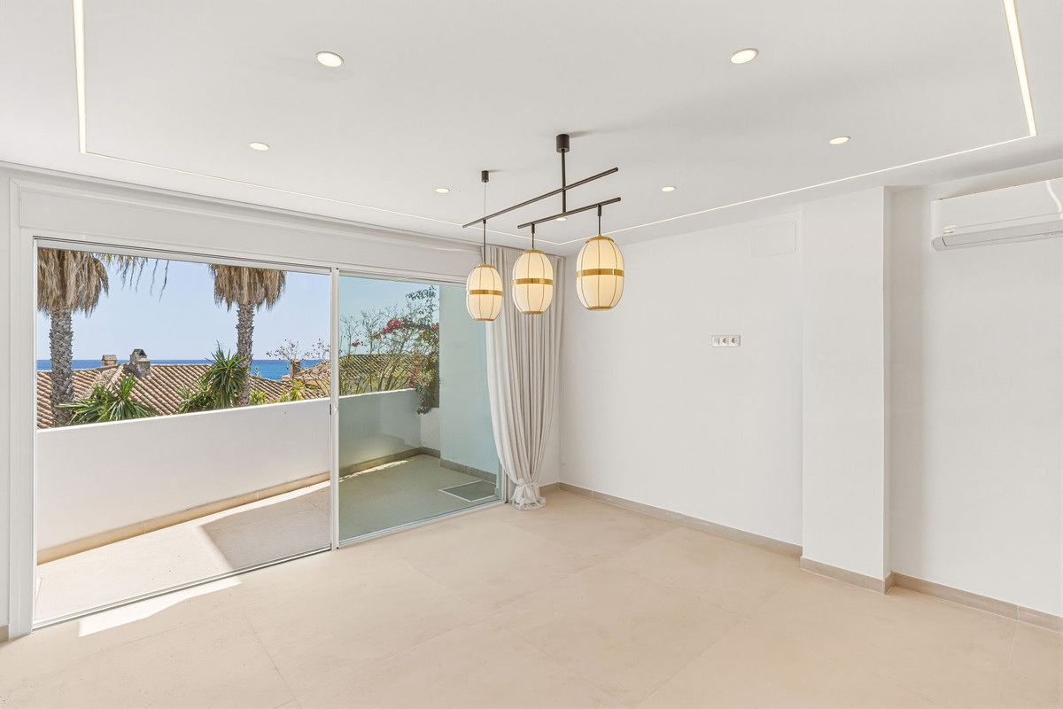 4 Bed Townhouse for sale in Altos De Los Monteros Costa Del Sol, Málaga, Spain