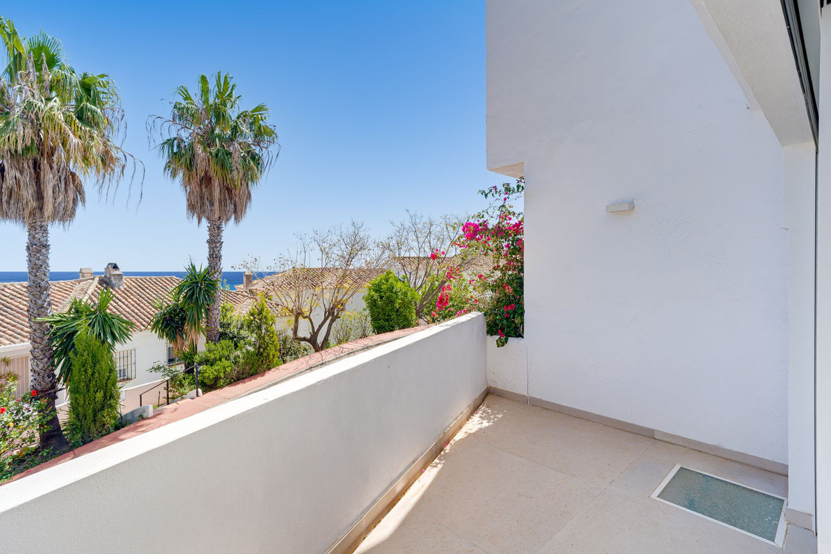 4 Bed Townhouse for sale in Altos De Los Monteros Costa Del Sol, Málaga, Spain