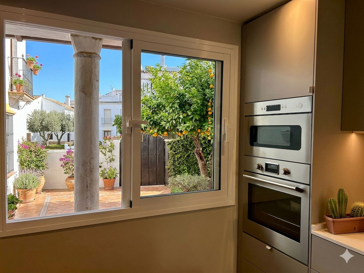 3 Bed Townhouse for sale in Nueva Andalucía Costa Del Sol, Málaga, Spain