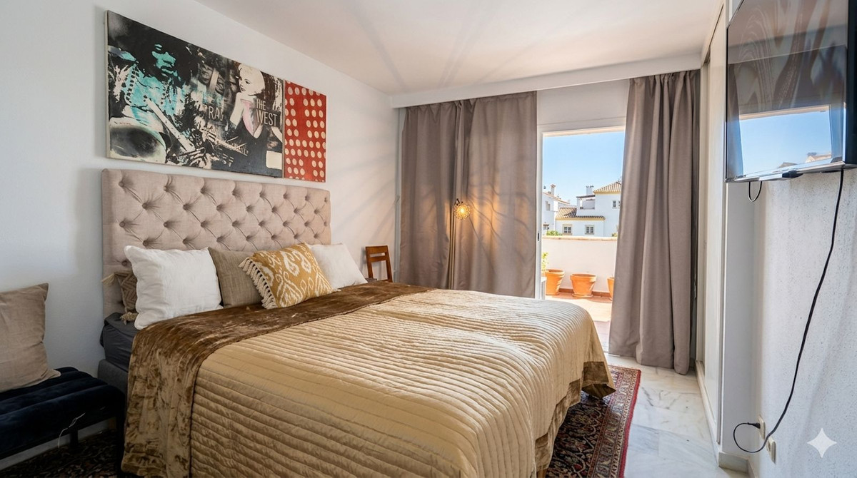 3 Bed Townhouse for sale in Nueva Andalucía Costa Del Sol, Málaga, Spain