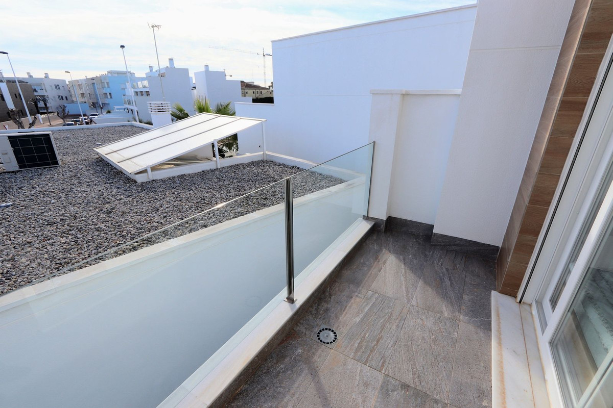 3 Bed Townhouse for sale in San Pedro Del Pinatar Costa Calida, Murcia, Spain