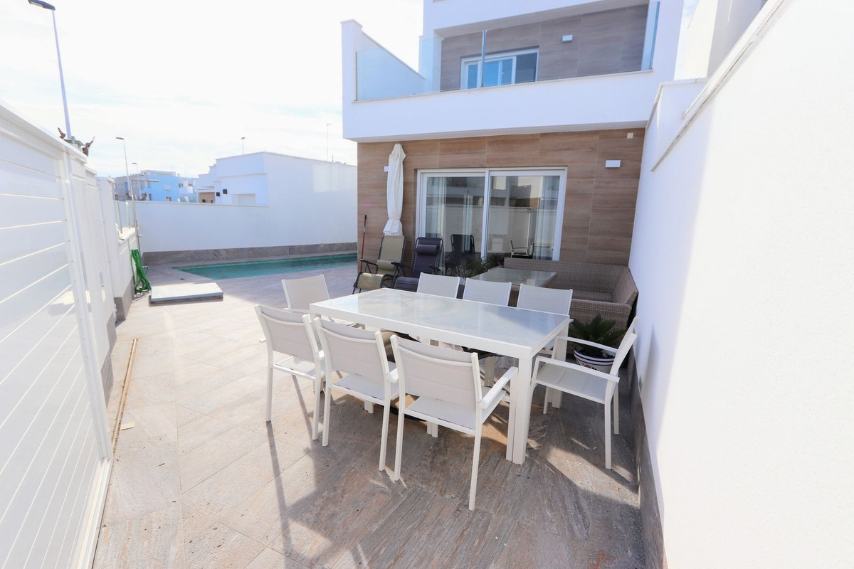 3 Bed Townhouse for sale in San Pedro Del Pinatar Costa Calida, Murcia, Spain
