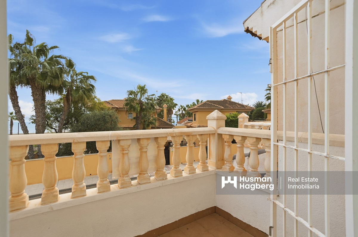 Se vende Apartamento Planta Media de 3 dormitorios en Costa Calida, Murcia, España