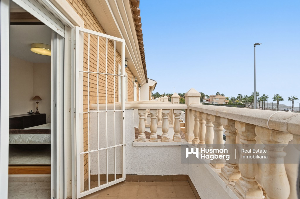 Se vende Apartamento Planta Media de 3 dormitorios en Costa Calida, Murcia, España