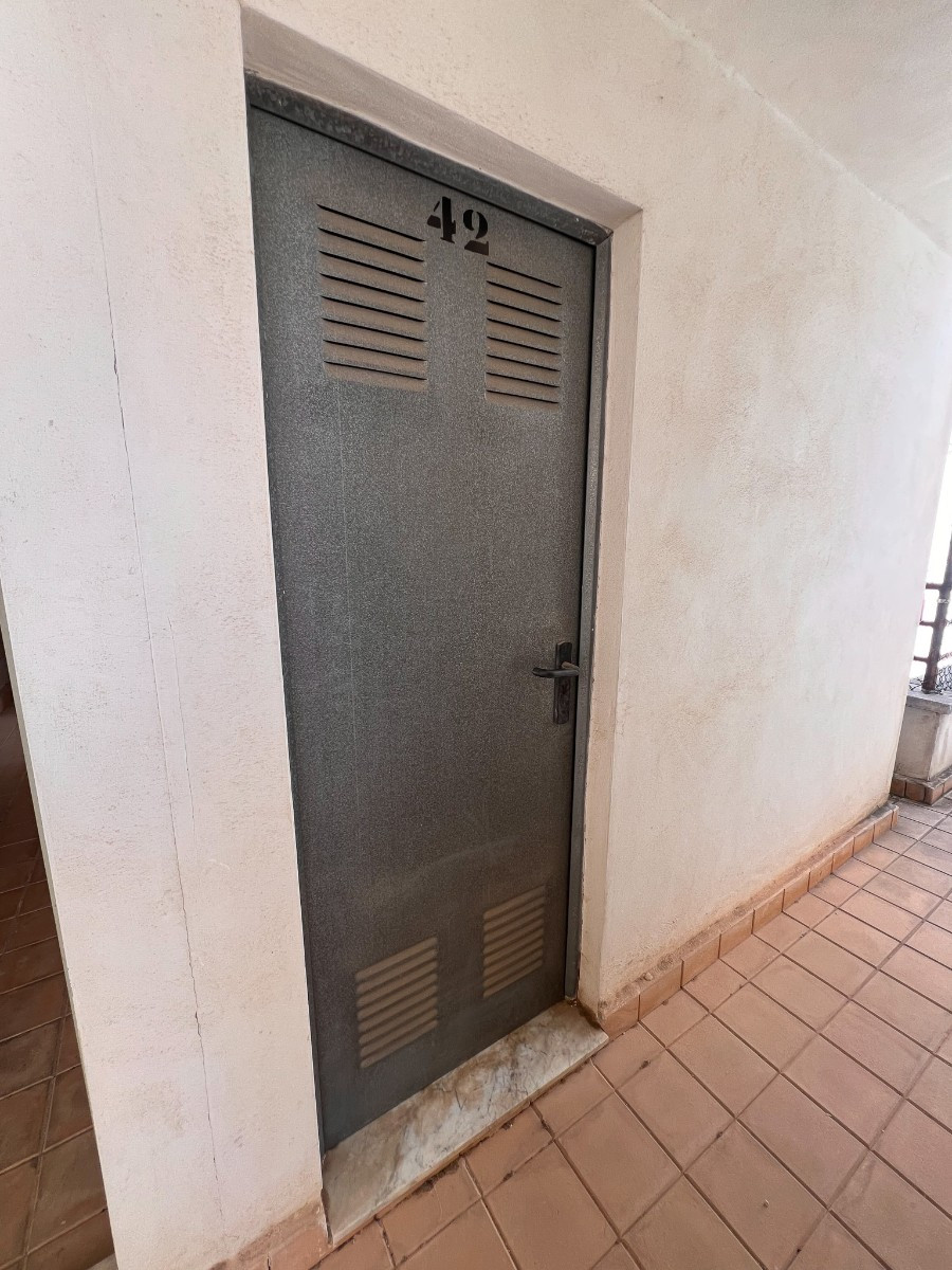 Se vende Apartamento Planta Media de 2 dormitorios en Costa Blanca, Alicante, España