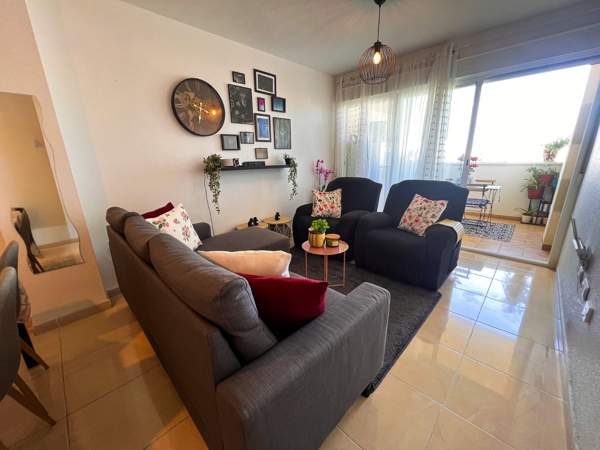 Se vende Apartamento Planta Media de 2 dormitorios en Costa Blanca, Alicante, España