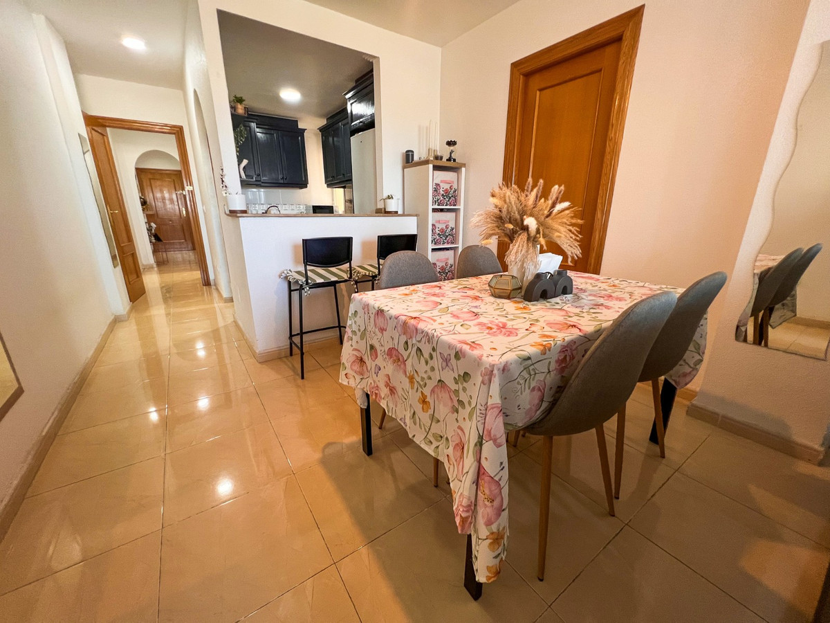 Se vende Apartamento Planta Media de 2 dormitorios en Costa Blanca, Alicante, España