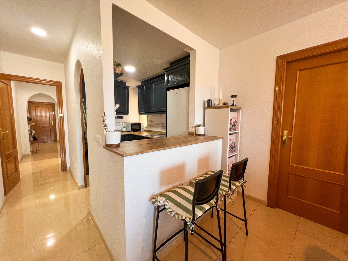 Se vende Apartamento Planta Media de 2 dormitorios en Costa Blanca, Alicante, España