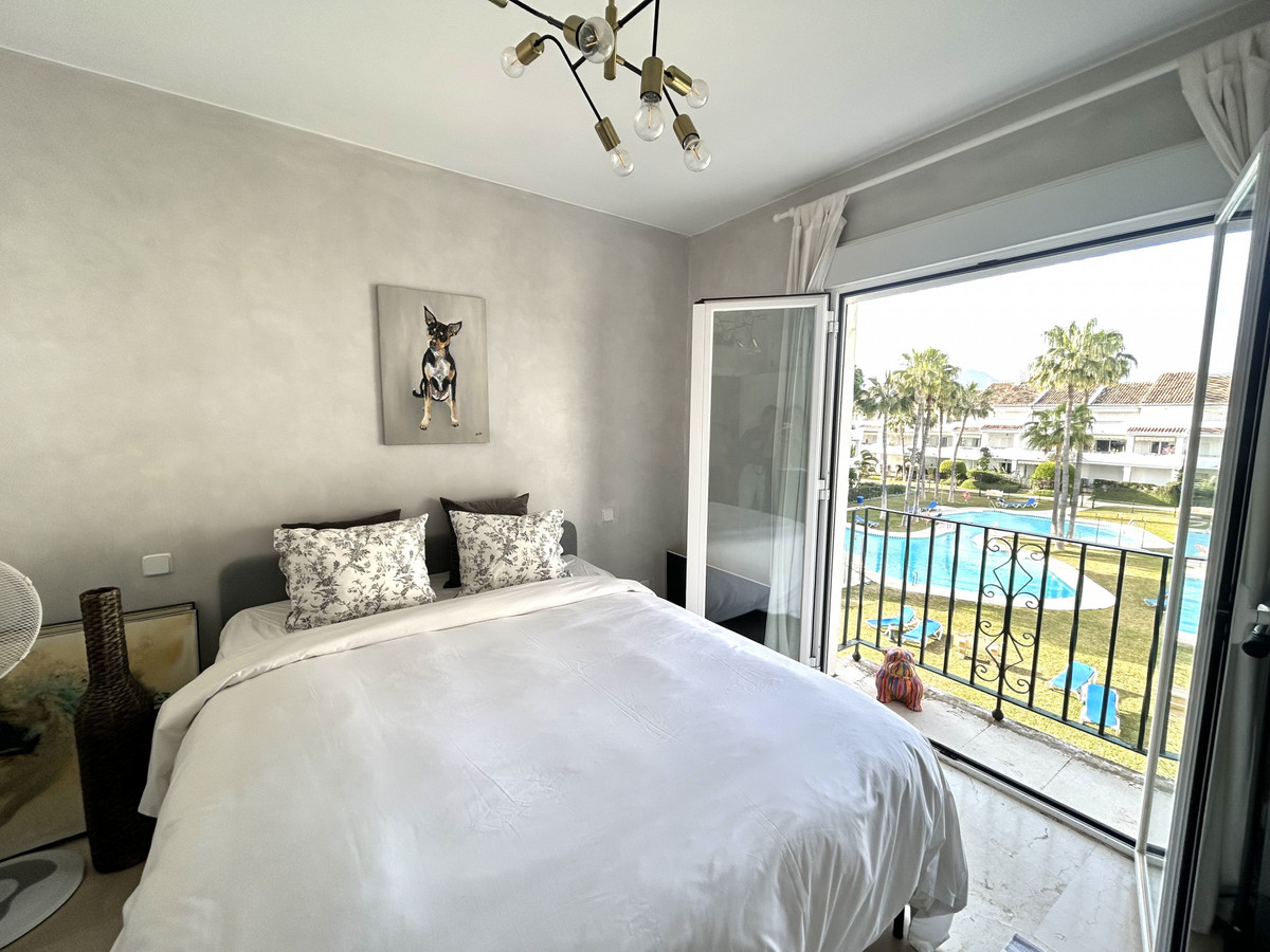 2 Bed Apartment for sale in El Presidente Costa Del Sol, Málaga, Spain